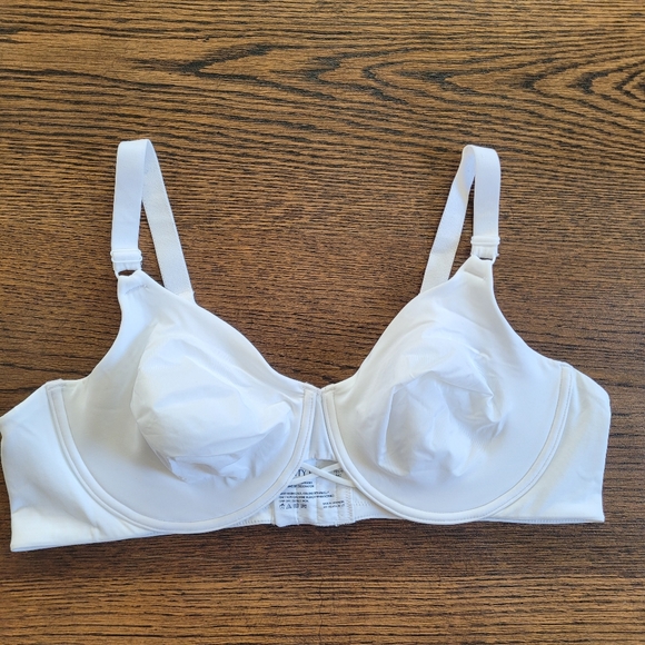 Vanity Fair White Back Smoothing Underwire Bra Size Women's 44C - Picture 4 of 7